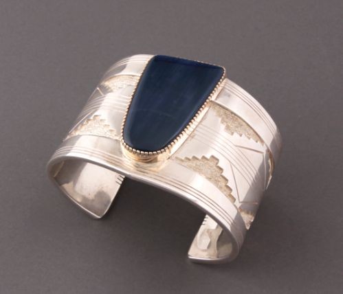 Gibson nez jewelry hotsell