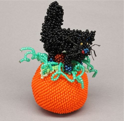 Zuni Beaded Pumpkin With Cat