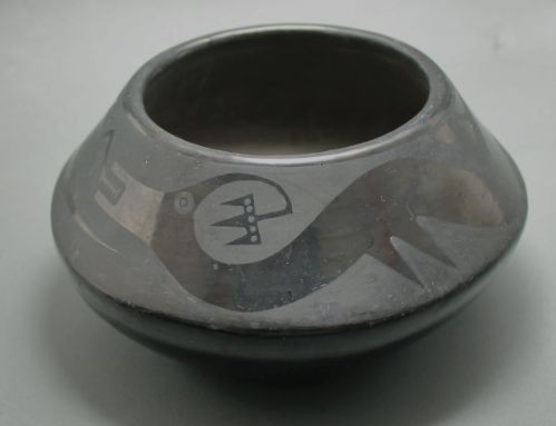 Marie and Julian Black on Black Jar