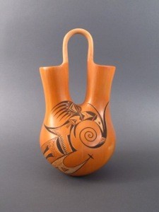 Dextra Quotskuyva Wedding Vase of Swooping Birds