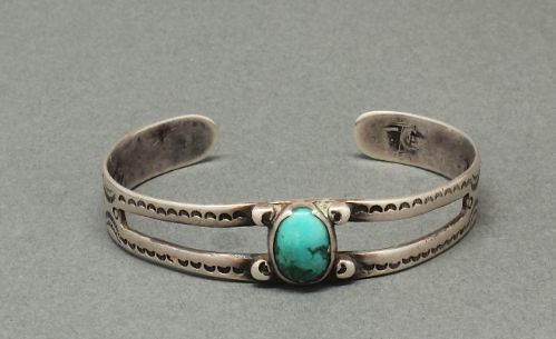 Early Split Shank Bracelet With Turquoise