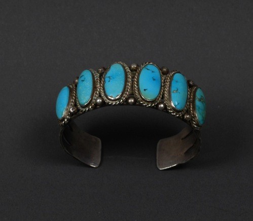 Old Navajo Bracelet With Silver and Turquoise