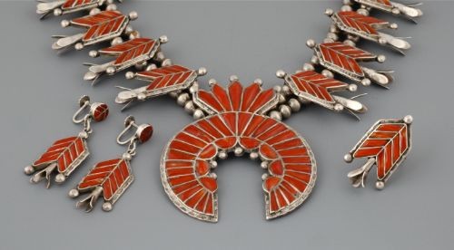 Dishta Coral Set of Necklace Ring and Earrings