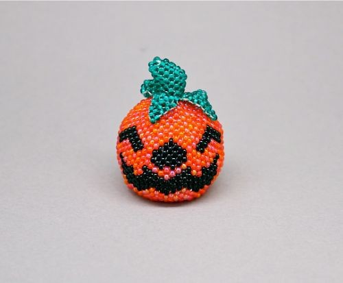 Beaded Jack-O-Lantern by Hollie Booqua