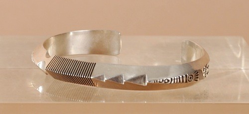 Norbert Peshlakai Slender Silver Bracelet of Triangle Motifs