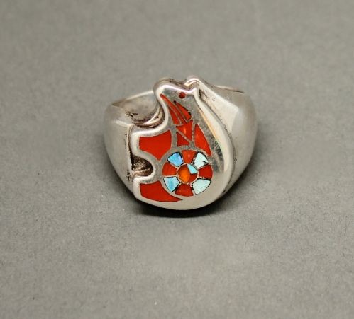 Zuni Ring of Bear with Inlay
