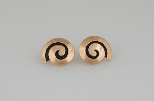 Debbie Silversmith Swirl Earrings in Gold