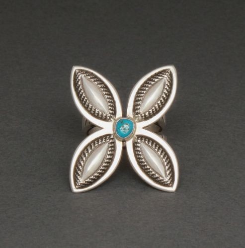Perry Shorty Butterfly Ring