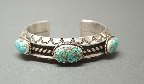 Perry Shorty Bracelet of 3 Number 8 Turquoise Stones