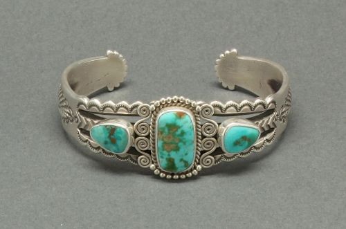 Perry Shorty 3 Stone Bracelet of Blue Gem