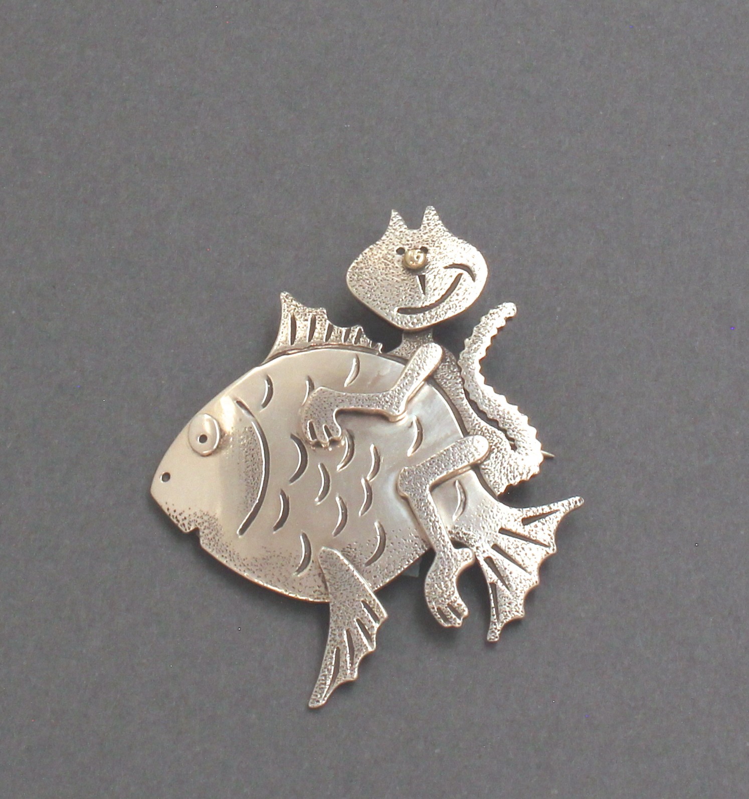 Darrell Jumbo Silver Pin of Cat on Fish